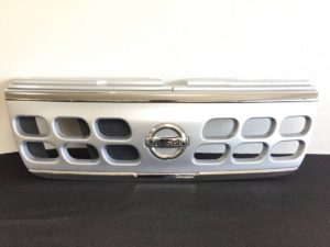 大和市より出張買取にて日産 NISSAN オッティ OTTI フロントグリル ラジエイターグリル カバーグリル シルバー 62300－6A04Kをお買取しました！